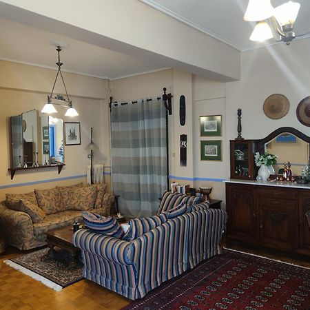 Classic Apartment In Каламата Экстерьер фото
