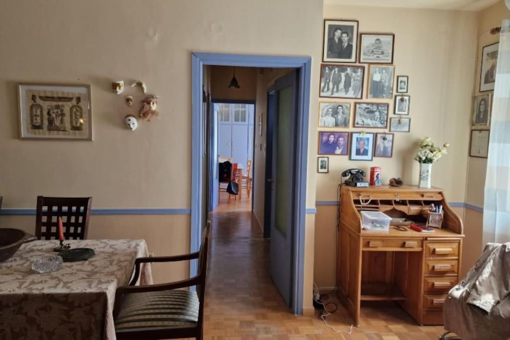 Classic Apartment In Каламата Экстерьер фото