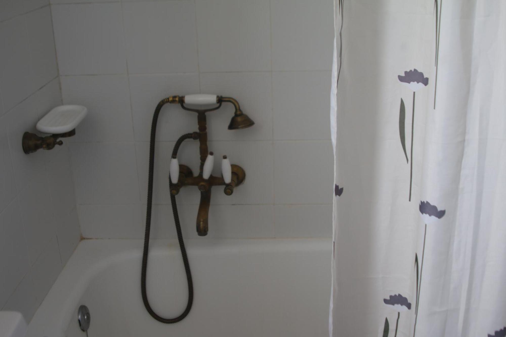 Classic Apartment In Каламата Экстерьер фото