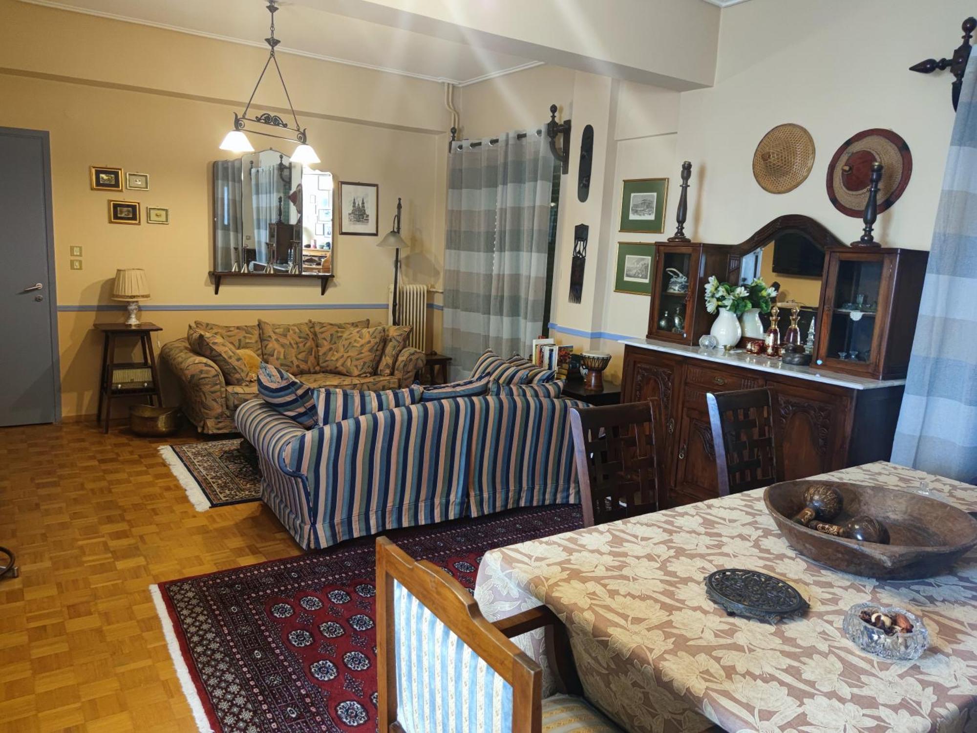Classic Apartment In Каламата Экстерьер фото